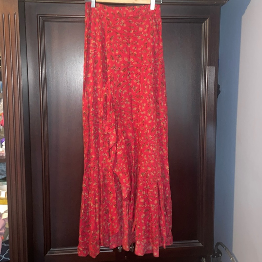 NWT red floral senorita skirt